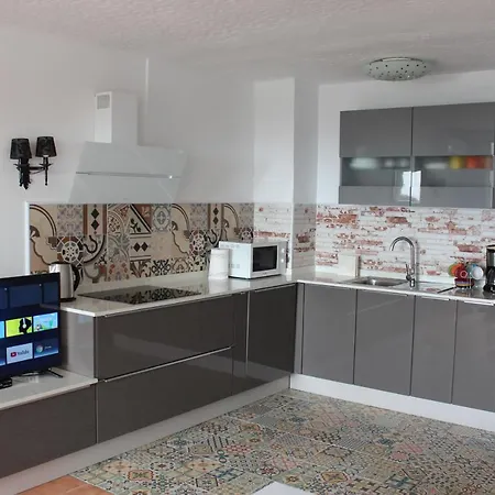 Casa Blanca - Sea View - First Line Apartamento