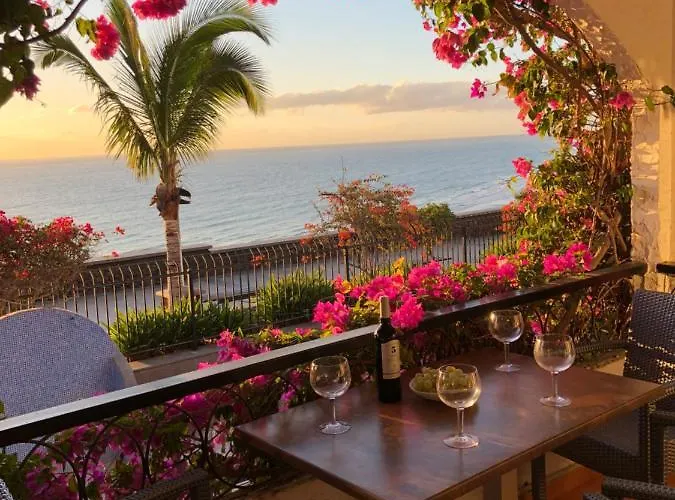 Casa Blanca - Sea View - First Line