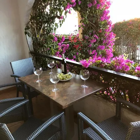 Casa Blanca - Sea View - First Line * Playa del Ingles (Gran Canaria)